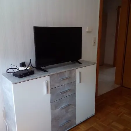 Apartment Niedersburger Eck, Wandern, Radfahren, Geniessen, Erholen *