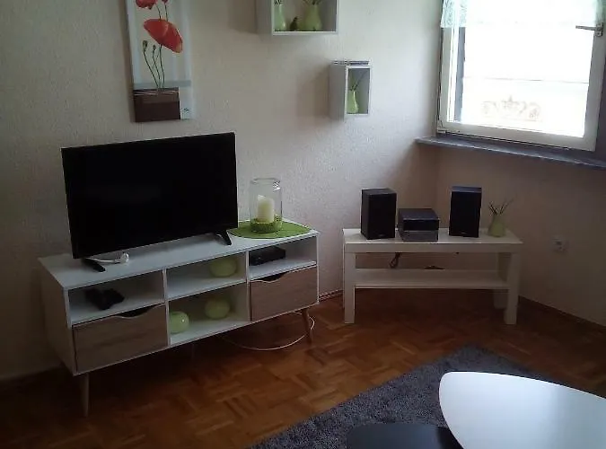 Apartment Niedersburger Eck, Wandern, Radfahren, Geniessen, Erholen *